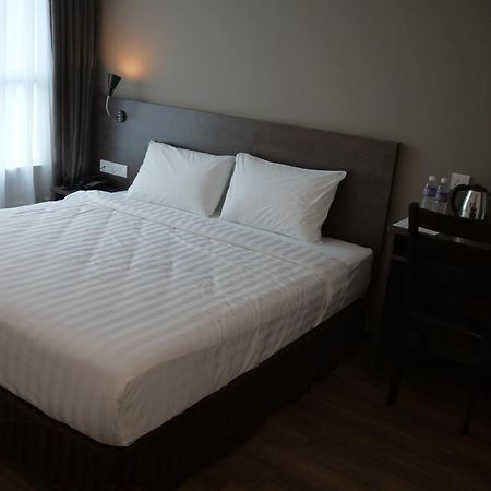 Kl Hotel Лабуан Экстерьер фото